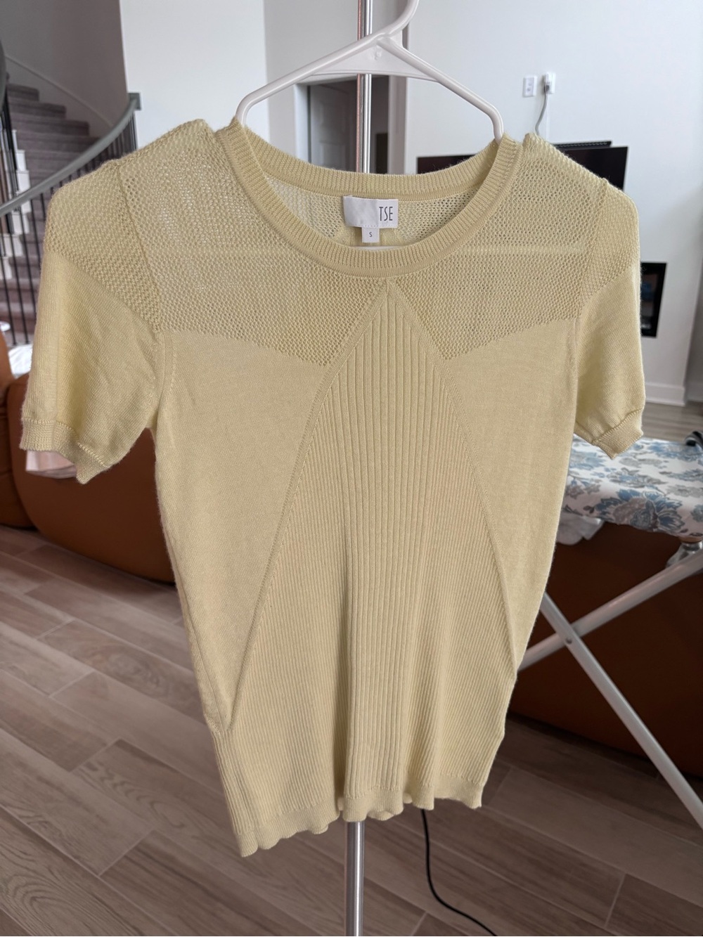 TSE cashmere & silk Knit Top in Light Yellow